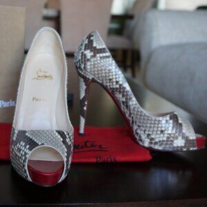 AUTHENTIC Christian Louboutin Very Prive 120 Python/Kid